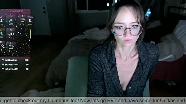 Plantbabeee online show from 10/05/25, 03:41