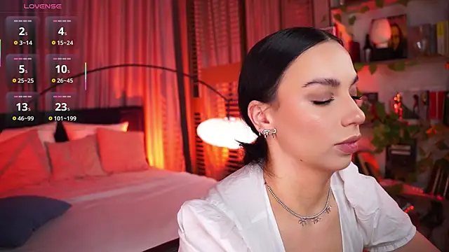 LunaNight online show from 11/16/25, 08:57