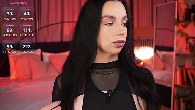 LunaNight online show from 11/24/25, 09:37