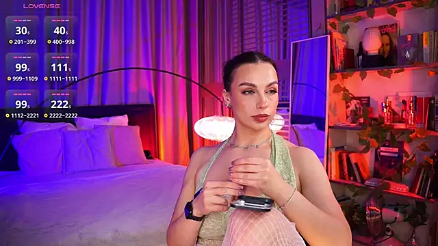 LunaNight online show from 11/15/25, 08:24