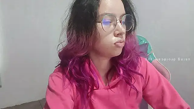 WandaDoll online show from 12/22/25, 12:05