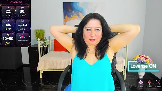 Julia Dean online show from 03/18/26, 01:46