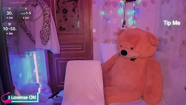 Lilly Black88888 online show from 02/11/25, 11:33