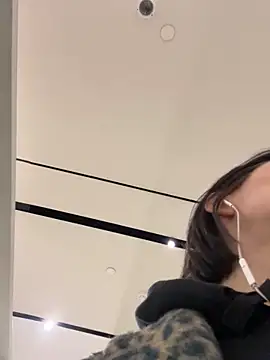 Snapshot of BabeRainbow chatting on 12/16/24, 11:55 BabeRainbow online show from 12/16/24, 11:55