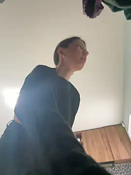 Snapshot of BabeRainbow chatting on 02/23/25, 10:28 BabeRainbow online show from 02/23/25, 10:28