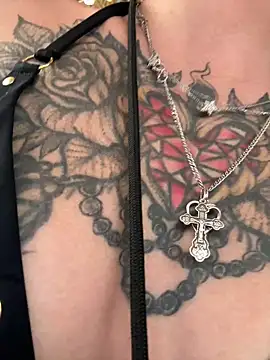 Snapshot of BabeRainbow chatting on 01/22/25, 10:40 BabeRainbow online show from 01/22/25, 10:40