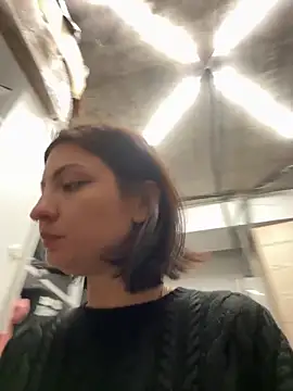 Snapshot of BabeRainbow chatting on 02/06/25, 12:15 BabeRainbow online show from 02/06/25, 12:15