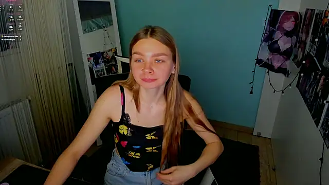 Snapshot of Molly_sweetie chatting on 02/26/25, 09:55 Molly sweetie online show from 02/26/25, 09:55