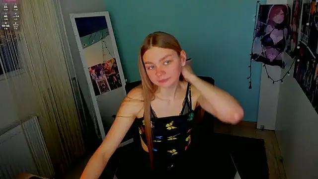 Snapshot of Molly_sweetie chatting on 02/25/25, 06:58 Molly sweetie online show from 02/25/25, 06:58
