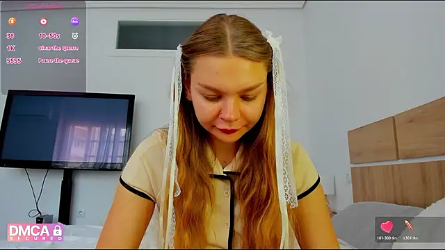 Molly sweetie online show from 05/06/26, 06:39