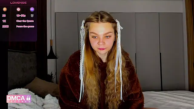 Molly sweetie online show from 01/12/26, 07:15