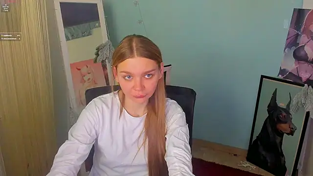 Snapshot of Molly_sweetie chatting on 01/19/25, 10:39 Molly sweetie online show from 01/19/25, 10:39