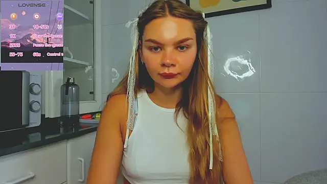 Molly sweetie online show from 06/21/26, 06:41