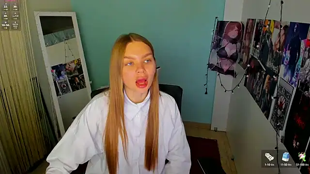 Snapshot of Molly_sweetie chatting on 03/03/25, 07:03 Molly sweetie online show from 03/03/25, 07:03