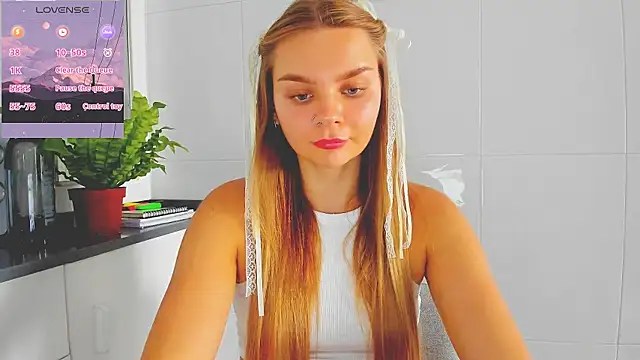 Molly sweetie online show from 07/06/26, 06:32