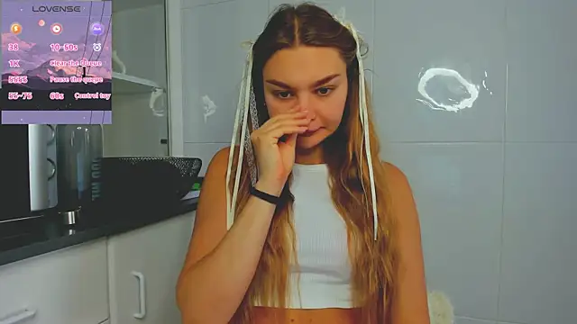 Molly sweetie online show from 06/18/26, 06:45