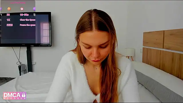 Molly sweetie online show from 04/17/26, 06:27