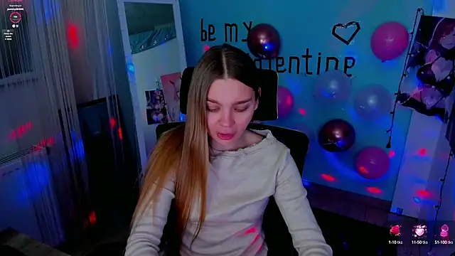 Snapshot of Molly_sweetie chatting on 02/14/25, 10:38 Molly sweetie online show from 02/14/25, 10:38