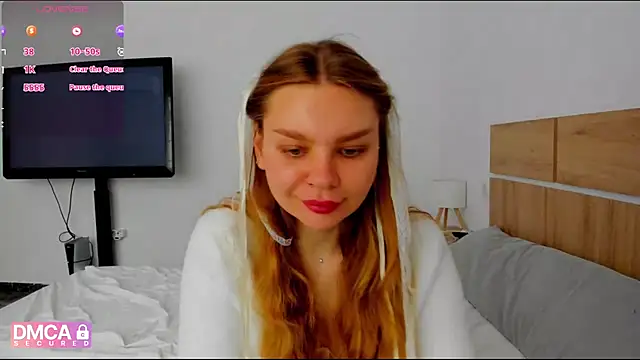 Molly sweetie online show from 04/12/26, 06:27