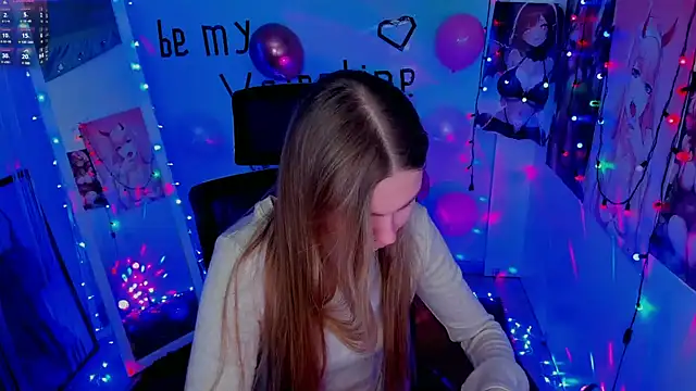 Snapshot of Molly_sweetie chatting on 02/14/25, 06:56 Molly sweetie online show from 02/14/25, 06:56