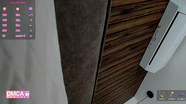 Snapshot of Molly_sweetie chatting on 11/27/25, 07:31 Molly sweetie online show from 11/27/25, 07:31