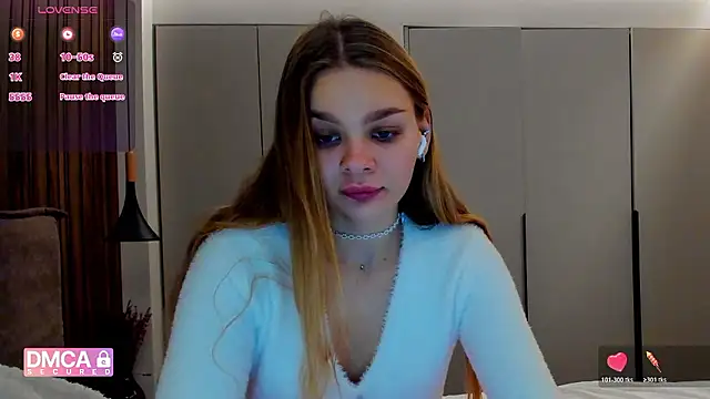 Snapshot of Molly_sweetie chatting on 12/01/25, 07:20 Molly sweetie online show from 12/01/25, 07:20