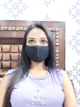 Snapshot of Yours-Bebo chatting on 03/20/25, 11:38 Yours-Bebo online show from 03/20/25, 11:38