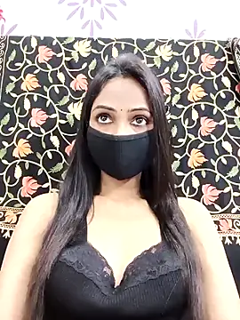 Snapshot of Yours-Bebo chatting on 02/25/25, 02:15 Yours-Bebo online show from 02/25/25, 02:15
