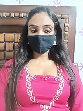 Snapshot of Yours-Bebo chatting on 07/18/26, 09:29 Yours-Bebo online show from 07/18/26, 09:29
