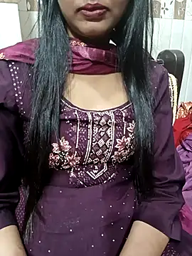 Snapshot of Yours-Bebo chatting on 02/26/25, 11:11 Yours-Bebo online show from 02/26/25, 11:11