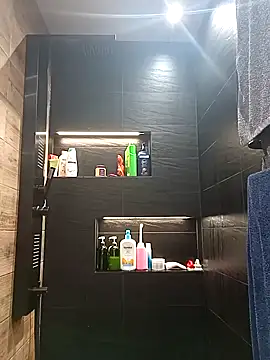 Sweet bear69 online show from 02/10/25, 07:38