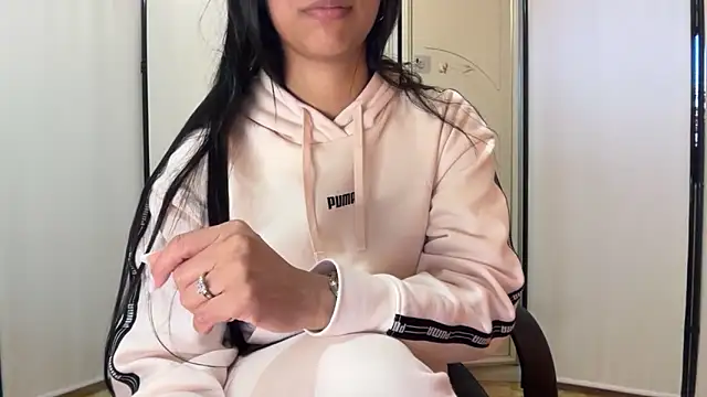 Dulce latingirl online show from 11/13/25, 09:51