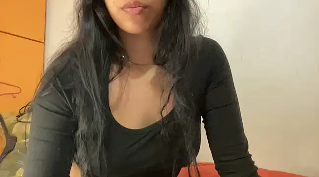 Dulce latingirl online show from 02/20/25, 08:58
