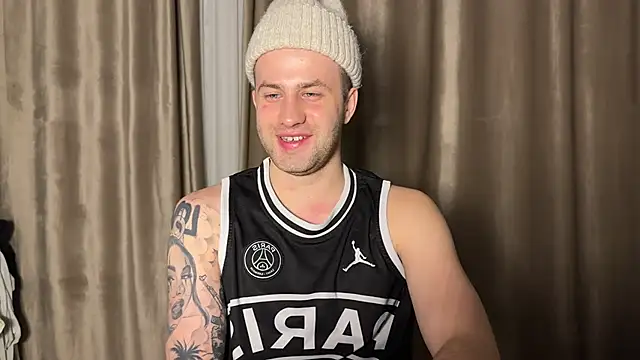 Snapshot of Dalyndilor chatting on 11/01/25, 10:25 Dalyndilor online show from 11/01/25, 10:25