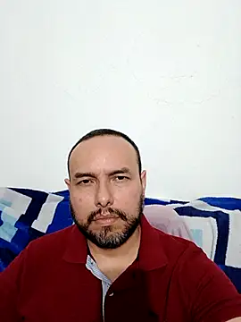 Snapshot of ElSunEagle chatting on 03/05/26, 02:30 ElSunEagle online show from 03/05/26, 02:30