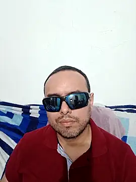 Snapshot of ElSunEagle chatting on 03/18/26, 02:15 ElSunEagle online show from 03/18/26, 02:15