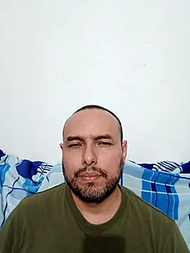 Snapshot of ElSunEagle chatting on 02/19/26, 12:29 ElSunEagle online show from 02/19/26, 12:29