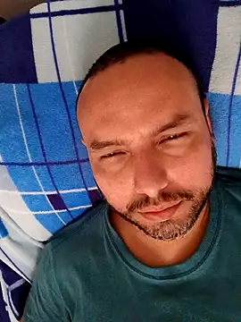 Snapshot of ElSunEagle chatting on 02/23/26, 05:02 ElSunEagle online show from 02/23/26, 05:02