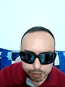 Snapshot of ElSunEagle chatting on 03/15/26, 10:06 ElSunEagle online show from 03/15/26, 10:06