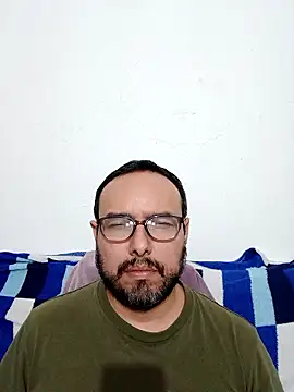 Snapshot of ElSunEagle chatting on 01/15/26, 01:42 ElSunEagle online show from 01/15/26, 01:42