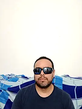 ElSunEagle online show from 04/29/26, 02:38