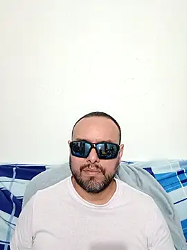 ElSunEagle online show from 06/05/26, 03:33