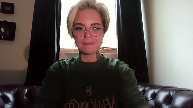 Rubyrichhxo online show from 10/19/25, 09:12