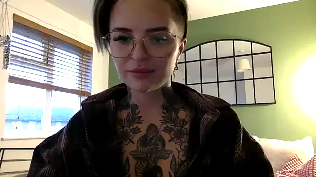 Rubyrichhxo online show from 12/28/24, 03:37