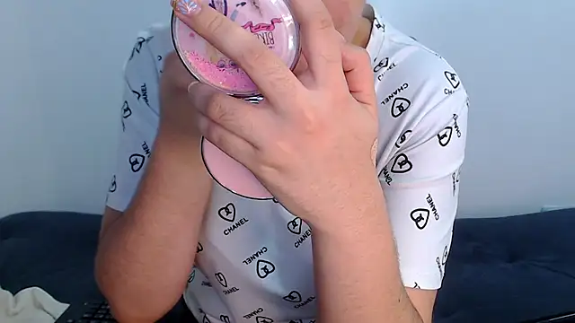 sofi-rojas1 online show from 11/06/25, 11:09