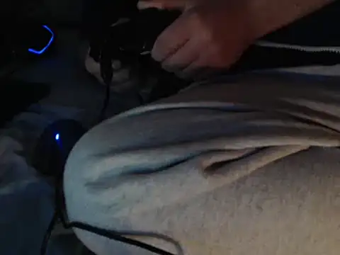 Snapshot of FleshlightFan chatting on 12/20/24, 11:37 FleshlightFan online show from 12/20/24, 11:37