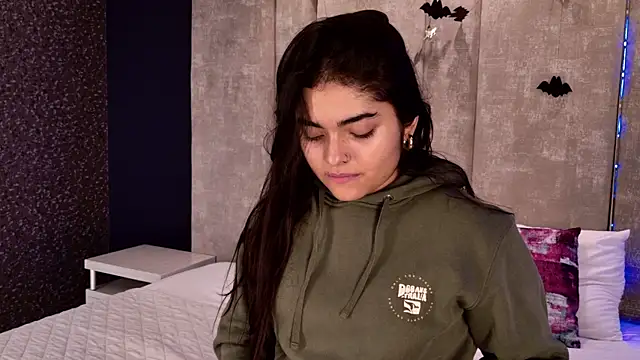 Snapshot of GiselOrtiz chatting on 10/26/25, 10:26 GiselOrtiz online show from 10/26/25, 10:26