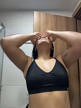 Snapshot of GiselOrtiz chatting on 12/14/25, 10:54 GiselOrtiz online show from 12/14/25, 10:54