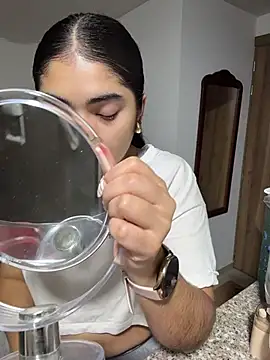 Snapshot of GiselOrtiz chatting on 12/04/25, 10:58 GiselOrtiz online show from 12/04/25, 10:58