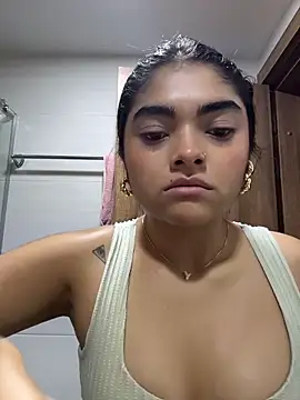 Snapshot of GiselOrtiz chatting on 11/29/25, 10:48 GiselOrtiz online show from 11/29/25, 10:48